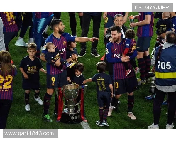 梅西领衔巴萨大胜，巴萨卫冕西甲冠军成现实