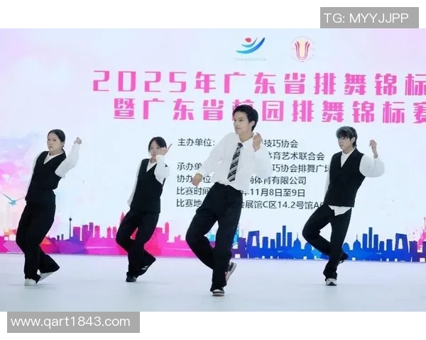 西安街舞队的热情与活力在节奏中绽放青春魅力 西安街舞队的热情与活力在节奏中绽放青春魅力